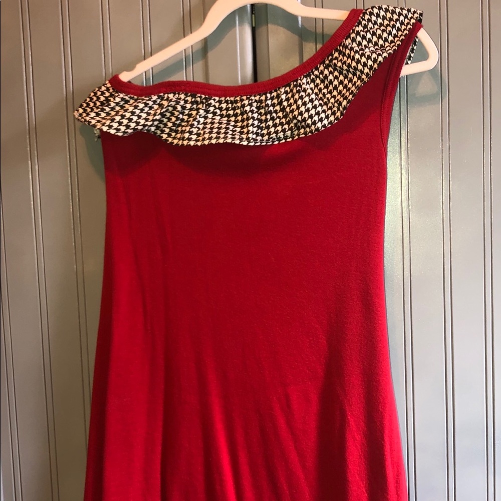 Crimson & houndstooth dress